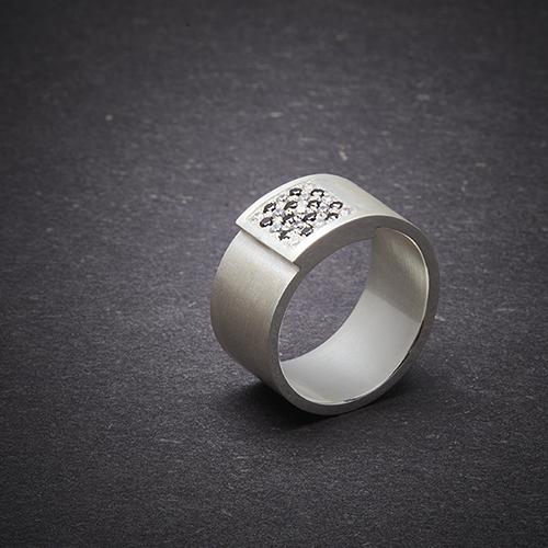 bague-paves-mosaique for Kim De Rijck